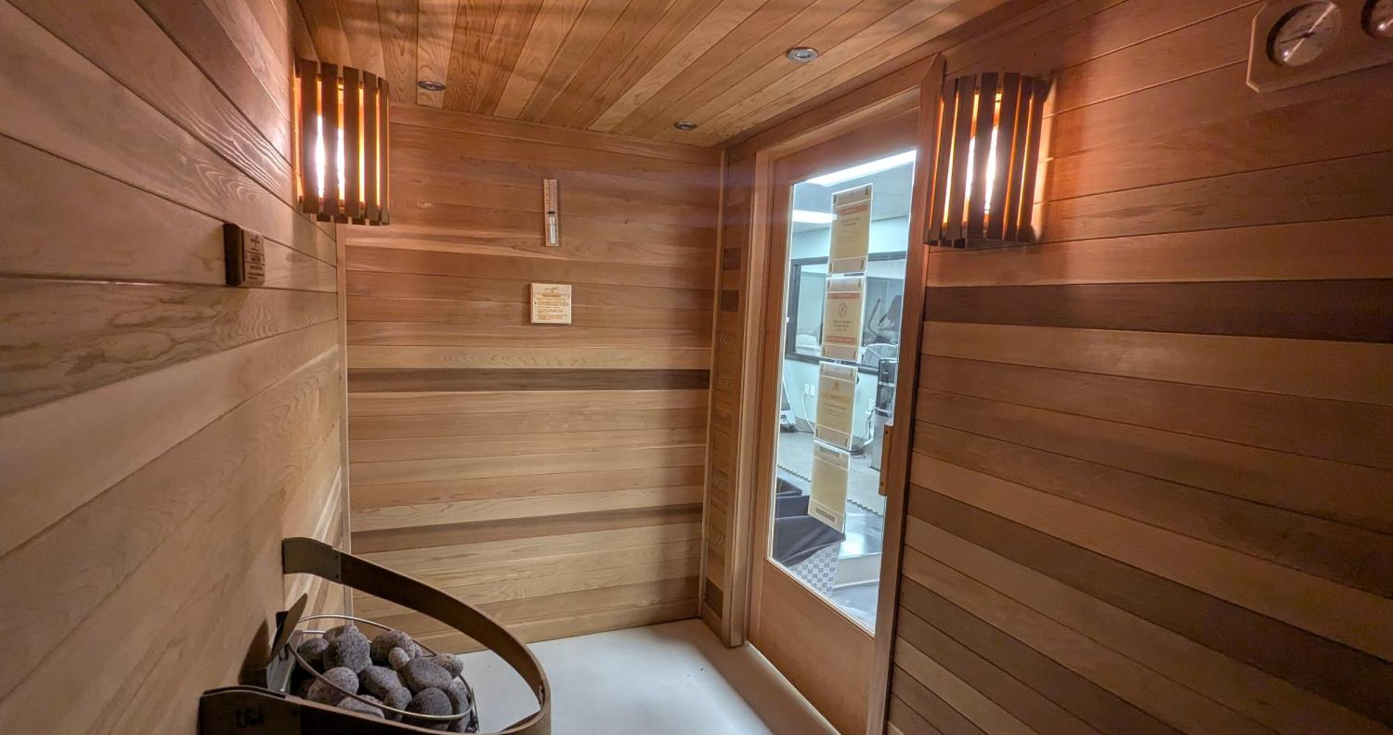 Superior Stay Hotel Marquette Luaran gambar