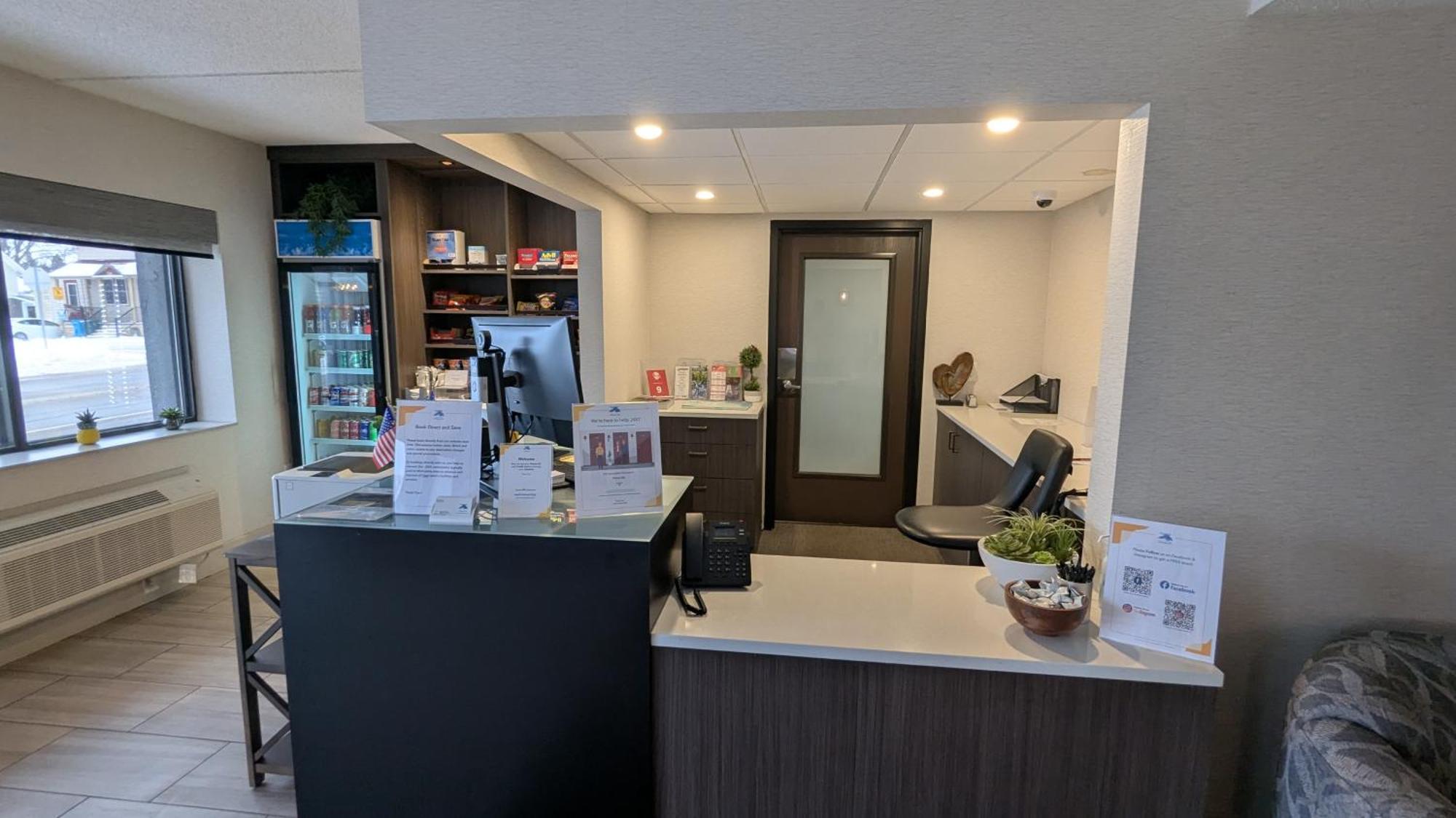 Superior Stay Hotel Marquette Luaran gambar
